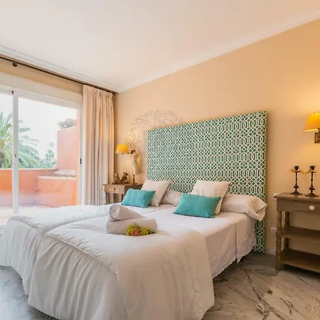Alhambra Del Golf Marbella By Dahlia Group * Estepona