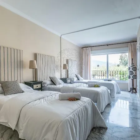 Alhambra Del Golf Marbella By Dahlia Group